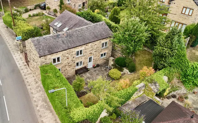 4 bedroom house, High Street, Billingley, S72