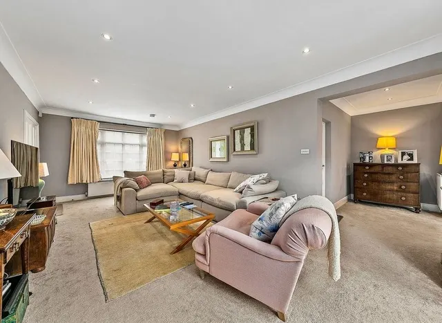 Photo 2 — Roedean Crescent, Putney, SW15