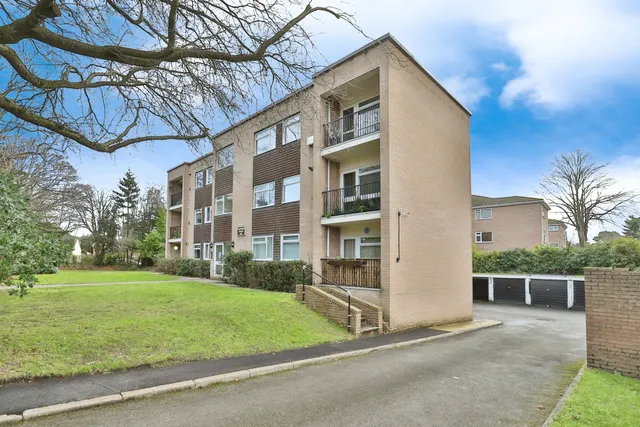 Cavendish Road, Bournemouth, photo 1