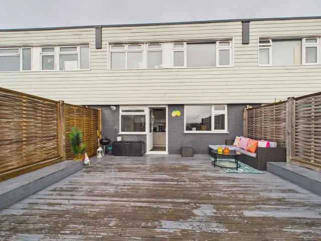 Castle Road, Maidstone, ME16, photo 1
