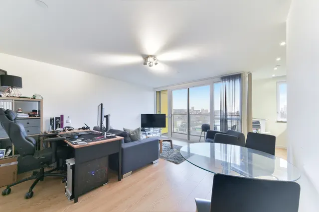 Hay Currie Street, Poplar, E14, photo 3