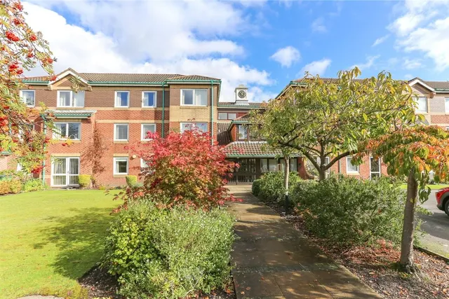 Derby Road, Heaton Moor, SK4, photo 3