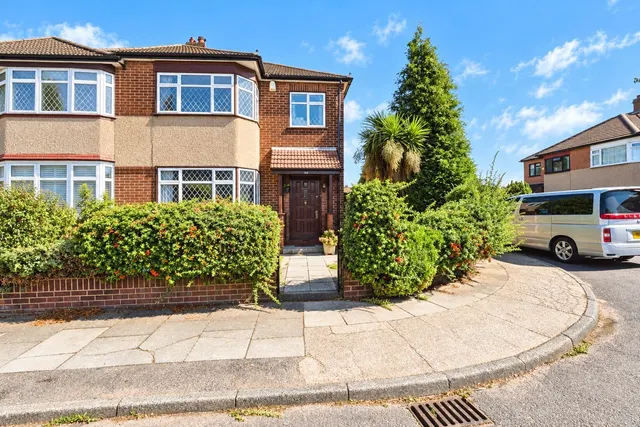 Franmil Road, Hornchurch, Essex, RM12, photo 1