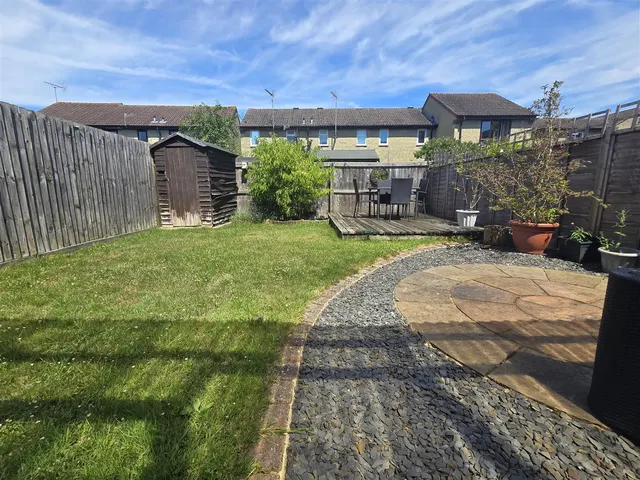 Campion Close, Calne, SN11, photo 2