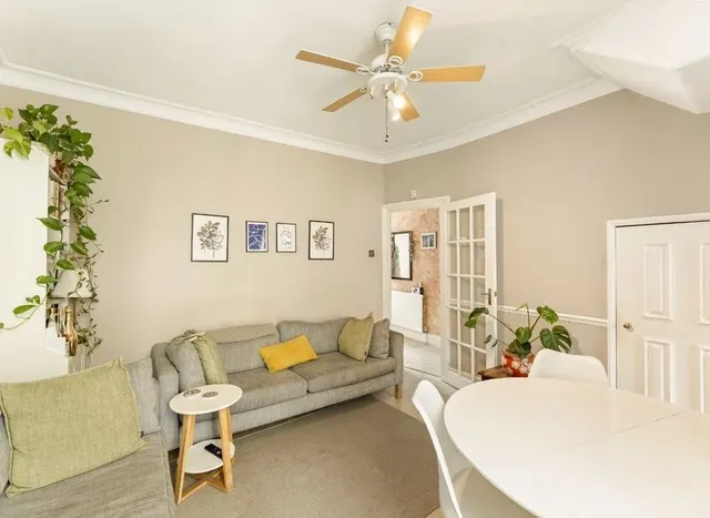 Thirsk Road, South Norwood, SE25, photo 3