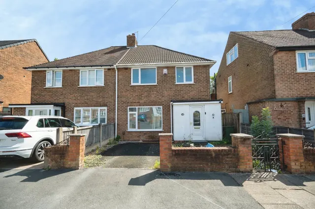Richards Close, Rowley Regis, B65, photo 1