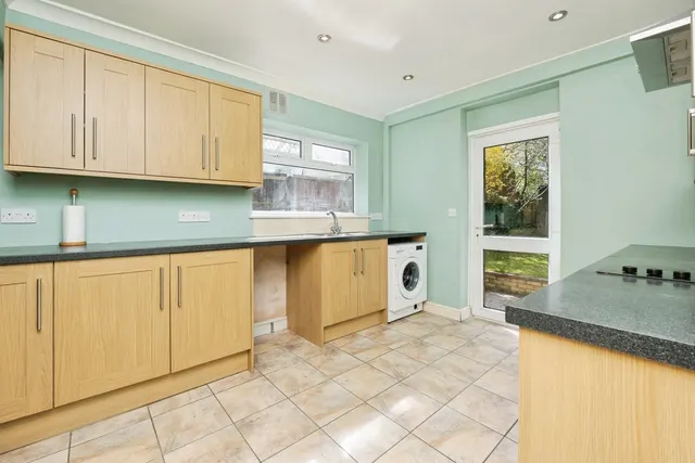 Photo 3 — Langford Road, BRISTOL, Avon, BS13