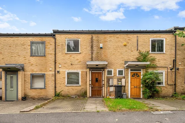 28 Milborne Street, London, E9 6RD, photo 1