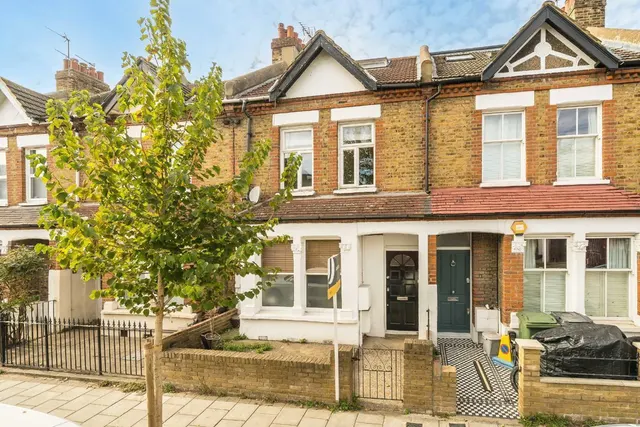 Twilley Street, SW18, photo 1