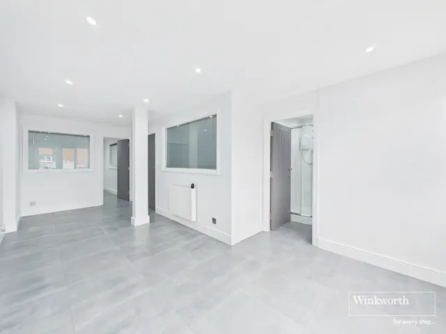 Preston Road, Wembley, HA9, photo 2