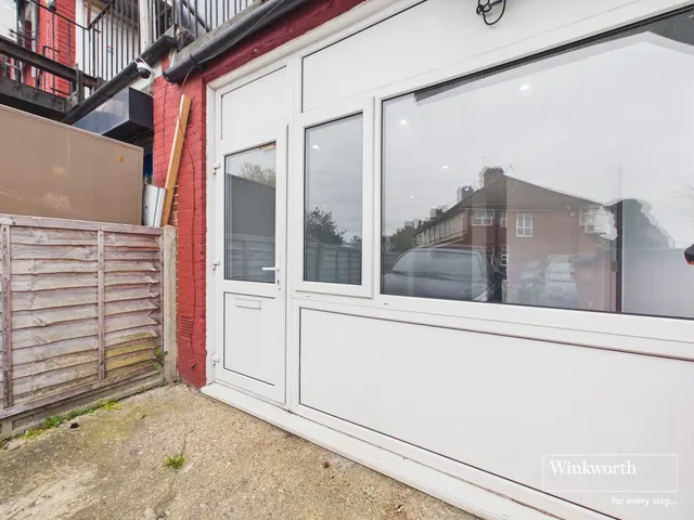 Preston Road, Wembley, HA9, photo 3
