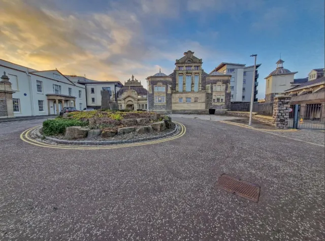 Knightstone Causeway, Weston-super-Mare, BS23, photo 1