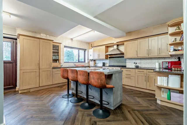 Colchester Road, Leicester, LE5, photo 3