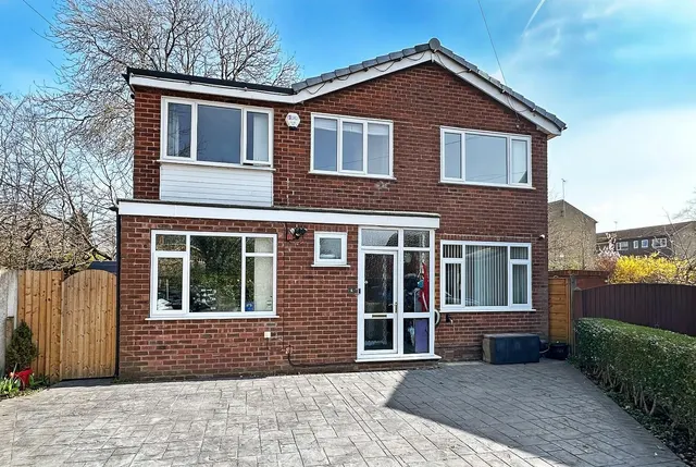 Kersal Drive, Timperley, Cheshire WA15 6UX, photo 1