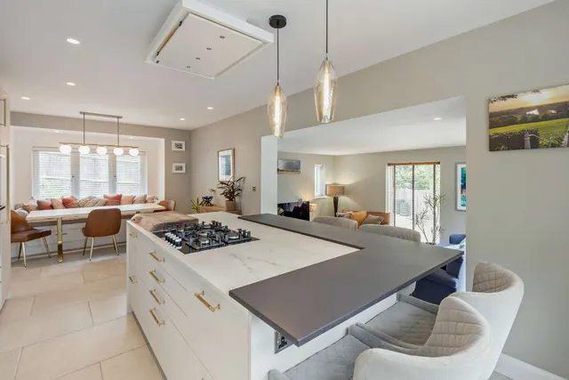 Photo 2 — Cherry Tree Avenue, Haslemere, Surrey, GU27 1JW