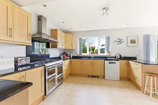 Selwyn Drive, Hatfield, AL10, photo 3