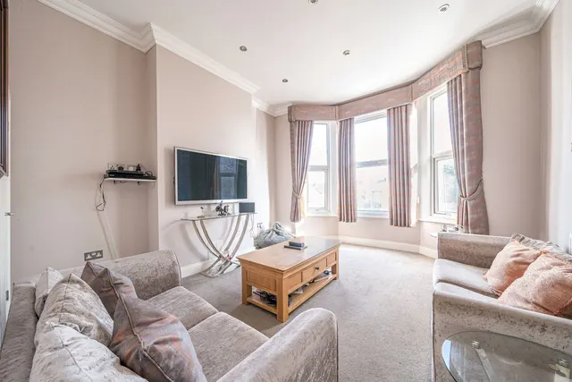 Photo 2 — Summerhill Road, Kent, DA1