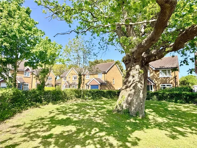 Lymington, Hampshire, photo 2