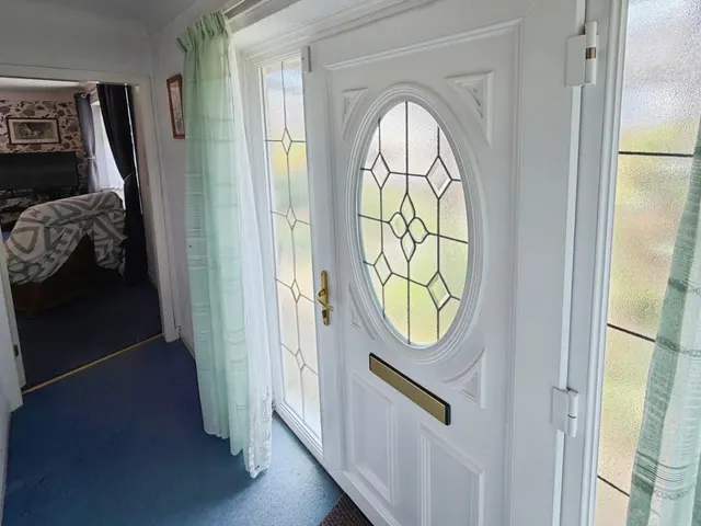 Windermere Road, CH65, photo 3