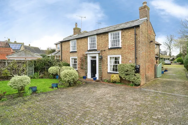High Street, Warboys, Huntingdon, photo 1
