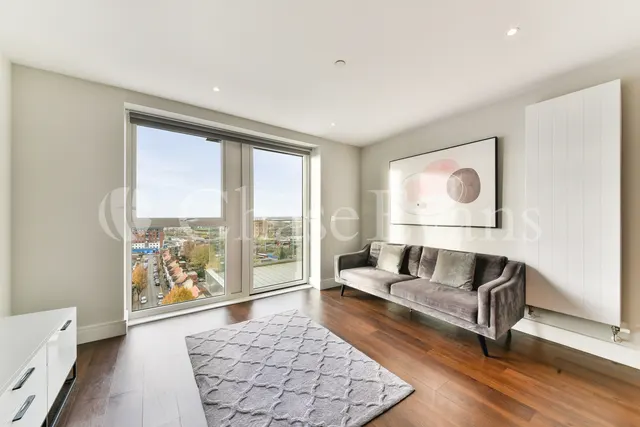 Merrick Road, Southall, UB2, photo 1