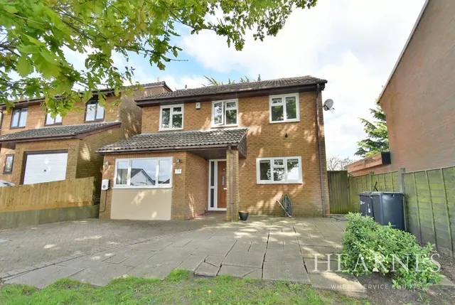 Coppice Avenue, BH22, photo 1