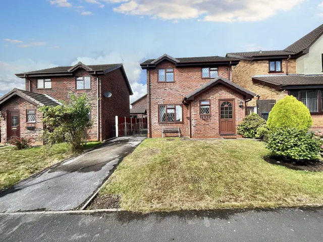 Hardy Close, Cheadle, ST10, photo 1