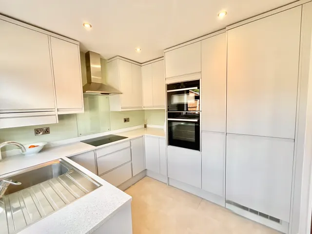 Hardy Close, Cheadle, ST10, photo 2