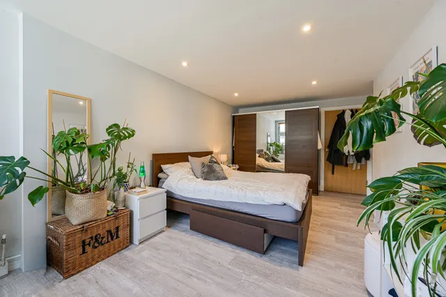 Photo 2 — 25 Torrent Lodge, 11 Merryweather Place, London