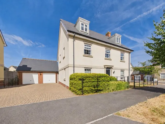 Speckled Wood Road, Thornbury, BS35, photo 1