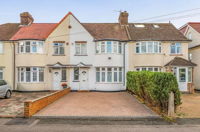 Windsor Avenue, Cheam, SM3, photo 2