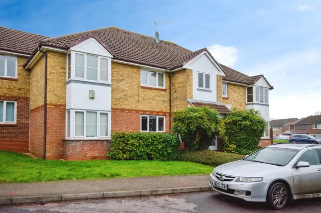 Hunters Lane, Leavesden, Watford, photo 1