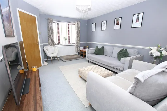 Photo 3 — Granary Court, East Hunsbury