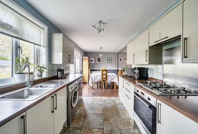 Photo 3 — Cranley Road, Oxfordshire, Headington, OX3 8BP