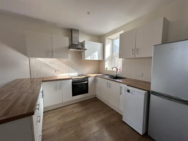 Hope Road, Sale, M33, photo 2