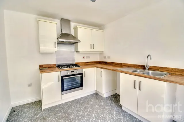 NP19, photo 2