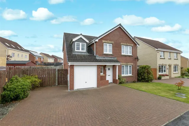 Tannin Crescent, Ballerup Village, East Kilbride, South Lanarkshire, G75, photo 1