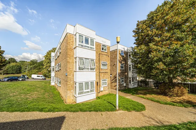 Grove Road, DA7, photo 1