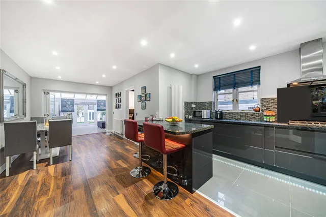 Dudley Road, Walton On Thames, KT12, photo 2