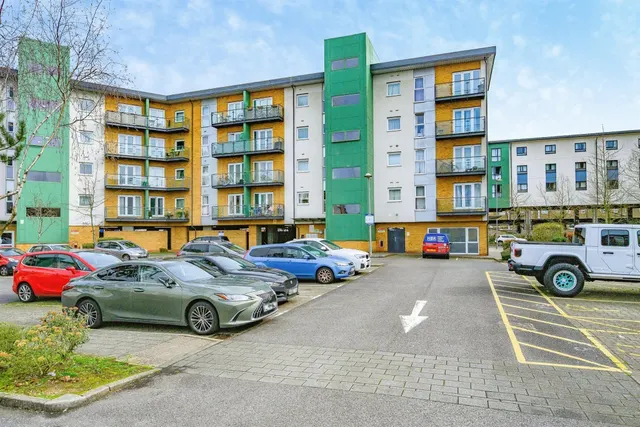 Parkhouse Court, Hatfield, AL10, photo 1