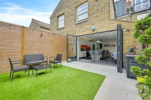 Photo 2 — Mortimer Road, London, NW10
