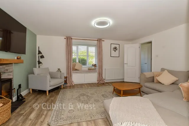 Rectory Close, Ashington, RH20, photo 2