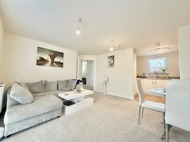 Fen Street, Brooklands, MK10, photo 1