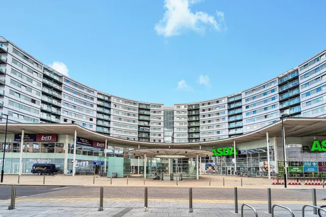 The Blenheim Centre, Prince Regent Road, TW3 1ND, photo 1