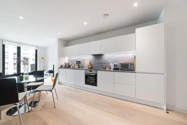 Masthead House, Royal Wharf, E16, photo 1