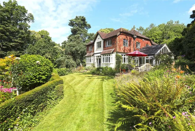 Penshurst Road, Speldhurst, Tunbridge Wells, Kent, TN3 0PJ, photo 1