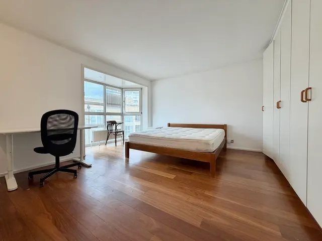 Queen Of Denmark Court Surrey Quays, SE16 7TB, photo 1