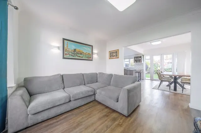Photo 3 — Halfway Street, 305 Halfway Street Sidcup Greater London Sidcup, SIDCUP, Kent, DA158DP