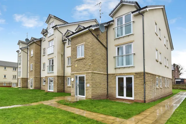 Fitzalan Road, Sheffield, S13, photo 1