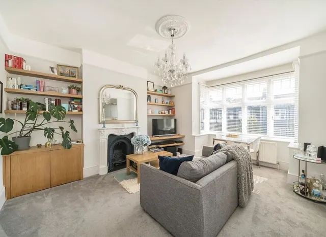 Photo 2 — Wormholt Road, London, W12